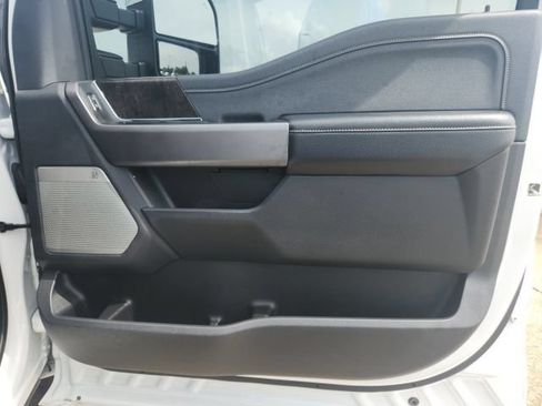 Certified 2024 Ford F250 Lariat AWD/4WD image 19