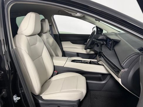 Used 2025 Nissan Murano SV AWD/4WD image 30
