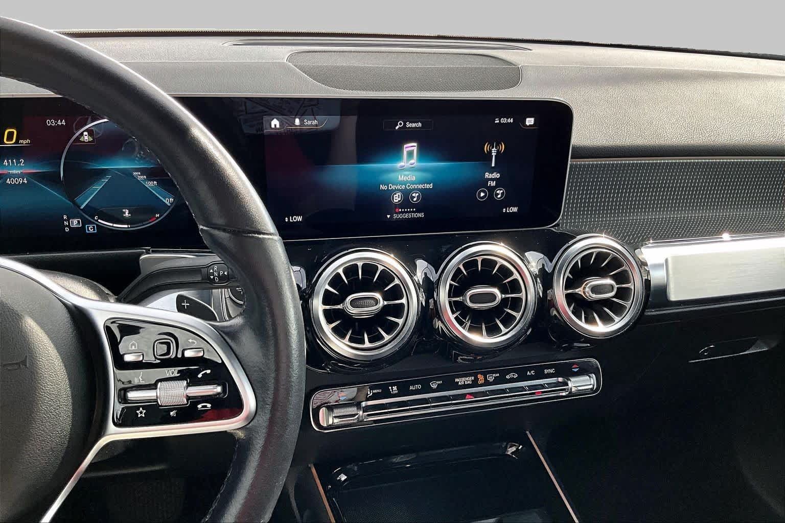 Used 2021 Mercedes-Benz GLB 250 image 7
