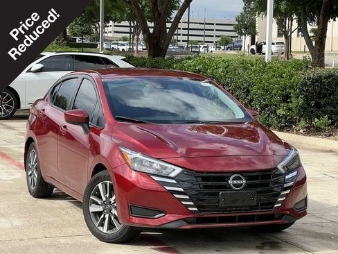 Certified 2025 Nissan Versa SV w/ Trunk Package FWD image 1