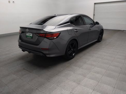 Used 2022 Nissan Sentra SR FWD image 9