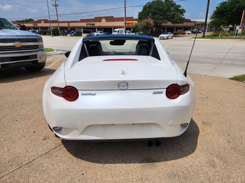 Used 2018 MAZDA MX-5 Miata RF Grand Touring RWD image 4