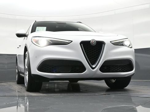 Used 2019 Alfa Romeo Stelvio Ti Sport w/ Quick Order Package 22S Sport image 31