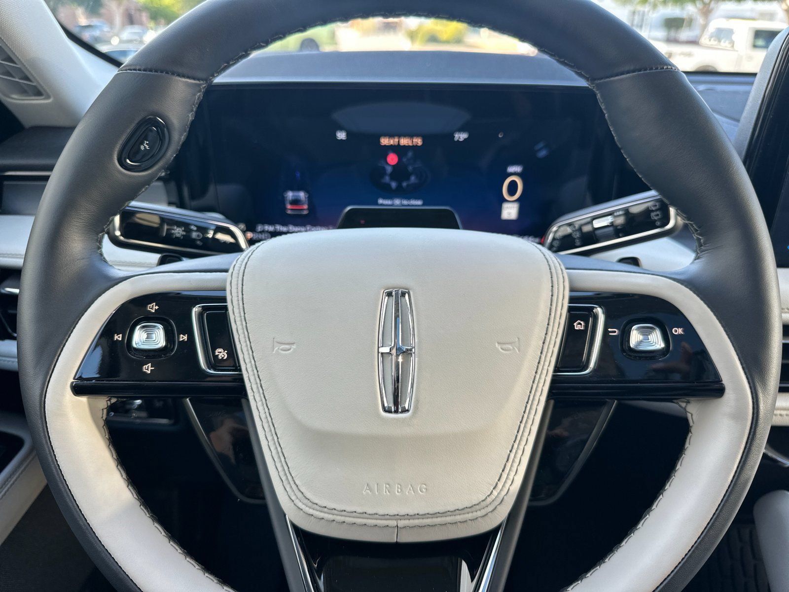 New 2026 Lincoln Aviator AWD image 23
