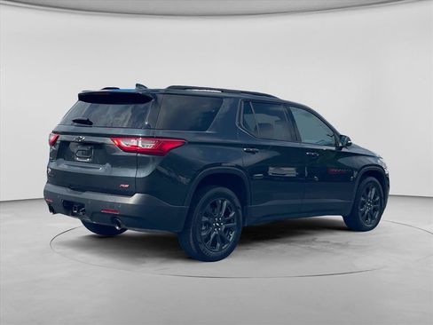 Used 2021 Chevrolet Traverse RS FWD image 7