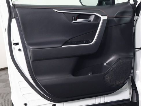 Used 2022 Toyota RAV4 Adventure w/ Convenience Package image 12