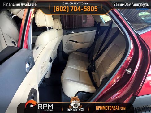 Used 2016 Hyundai Tucson Limited w/ Option Group 03 FWD image 10