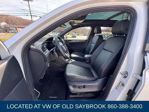 Certified 2024 Volkswagen Tiguan SE R-Line AWD/4WD image 34