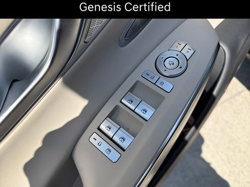 Certified 2026 Genesis GV70 2.5T Select AWD/4WD image 11