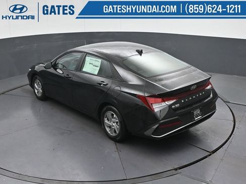 New 2026 Hyundai Elantra SE image 46