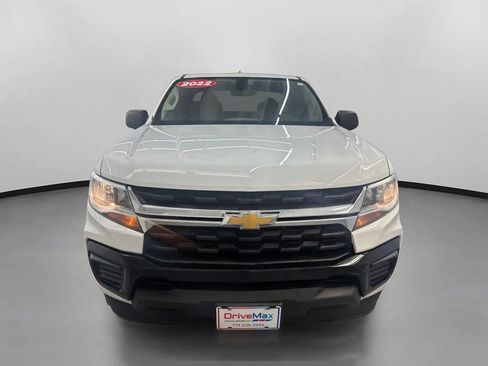 Used 2022 Chevrolet Colorado W/T RWD image 2