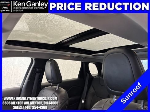 Used 2019 Jeep Cherokee Limited image 18