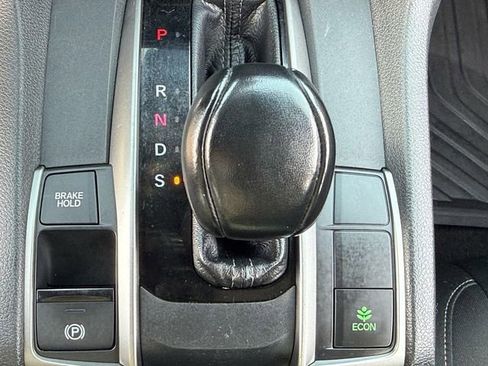 Used 2019 Honda Civic Sport image 19