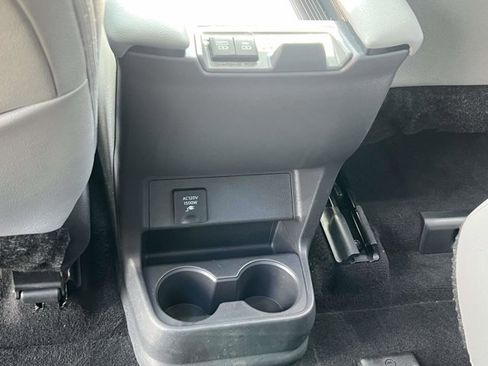 Used 2024 Toyota Sienna XLE w/ XLE Plus Package AWD/4WD image 11