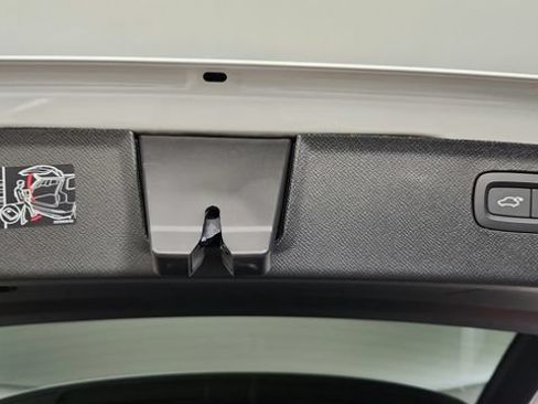 Certified 2026 Volvo XC90 B6 Ultra w/ Protection Package AWD/4WD image 46
