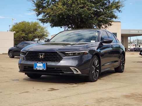New 2026 Honda Accord Touring image 2