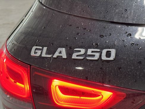 Used 2023 Mercedes-Benz GLA 250 4MATIC image 44