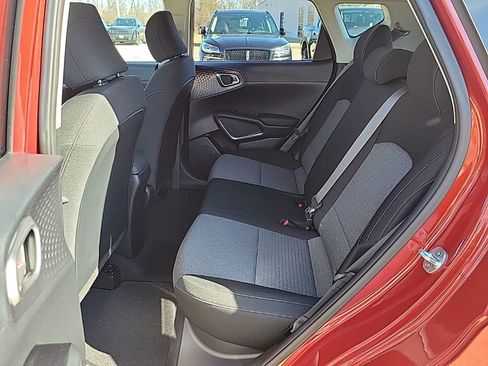 Used 2021 Kia Soul S image 10