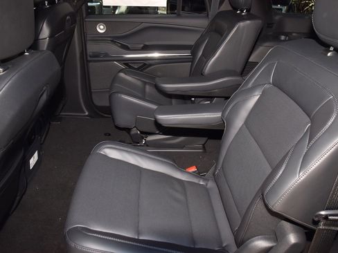 New 2025 Lincoln Navigator L Reserve w/ Jet Appearance Package image 14