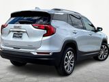 Used 2020 GMC Terrain SLT image 2