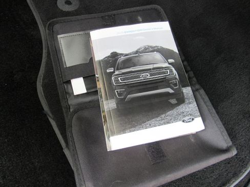 Used 2020 Ford Expedition Platinum image 37