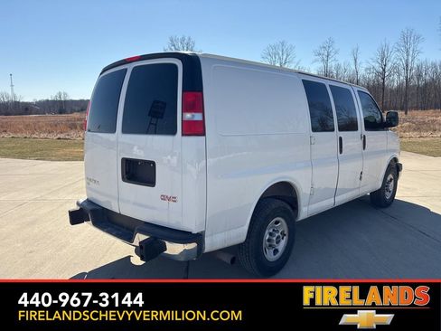 Used 2018 GMC Savana 2500 w/ Driver Convenience Package image 6