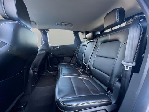 Used 2023 Ford Escape Platinum image 18