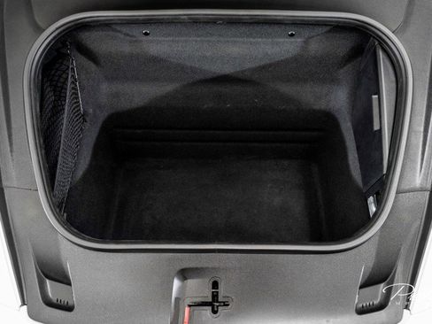 Used 2021 Porsche 911 Carrera image 5
