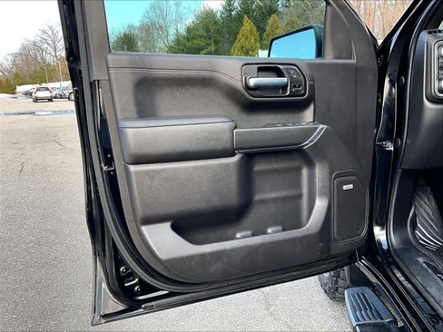 Used 2020 GMC Sierra 1500 AT4 w/ AT4 Premium Package image 9