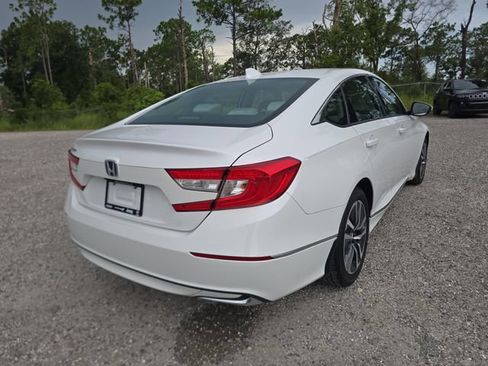 Used 2021 Honda Accord EX image 4