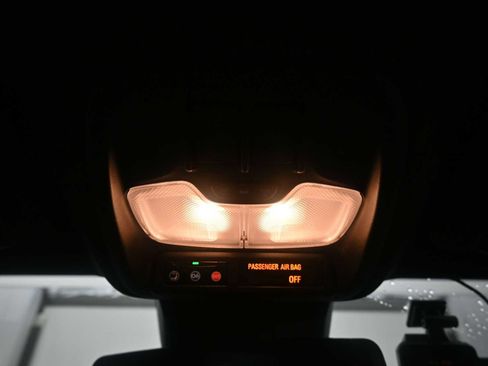 Used 2025 Chevrolet Colorado ZR2 image 21