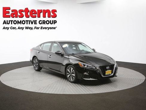 Used 2021 Nissan Altima 2.5 SV w/ SV Premium Package FWD image 47
