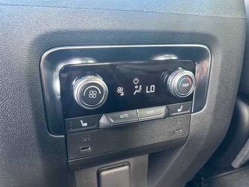 Used 2026 GMC Yukon Elevation AWD/4WD image 18