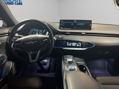 Used 2023 Genesis GV70 2.5T w/ Sport Prestige Package AWD/4WD image 12