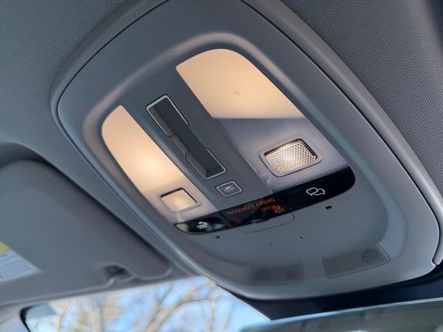 Used 2023 Volvo XC60 T8 Ultimate w/ Climate Package image 21