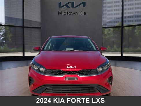 Certified 2024 Kia Forte LXS w/ LXS Technology Package image 8