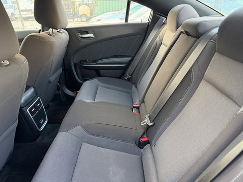 Used 2022 Dodge Charger SXT image 39