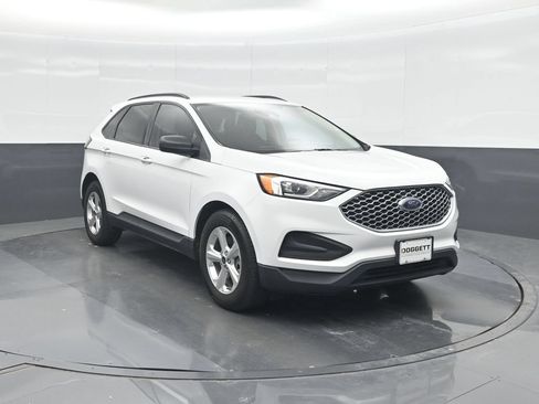 Used 2023 Ford Edge SE AWD/4WD image 8