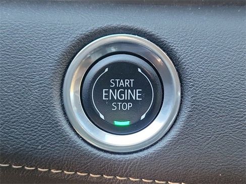 Used 2024 Cadillac Escalade Sport w/ LPO, ONYX Package image 18