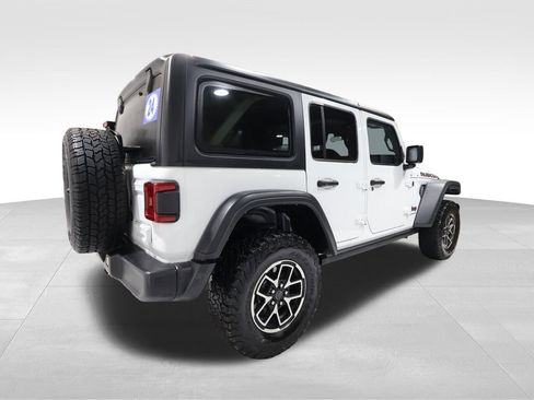 Used 2024 Jeep Wrangler Unlimited Rubicon image 4
