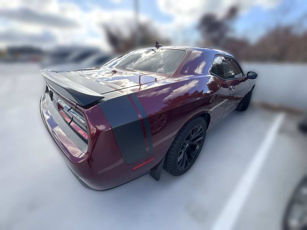 Used 2018 Dodge Challenger R/T Scat Pack RWD image 12