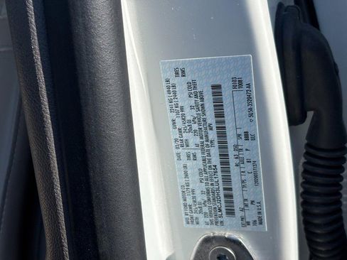 Used 2020 Lincoln Corsair Reserve w/ Equipment Group 202A image 24