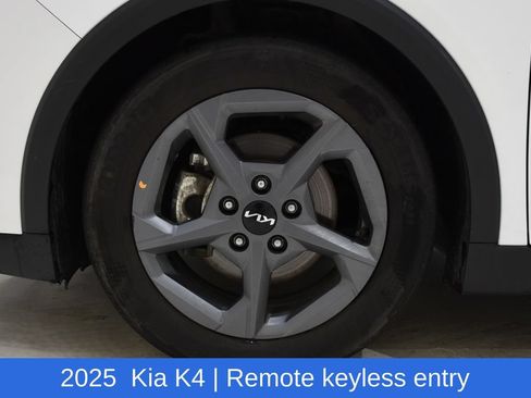 Used 2025 Kia K4 FWD image 6