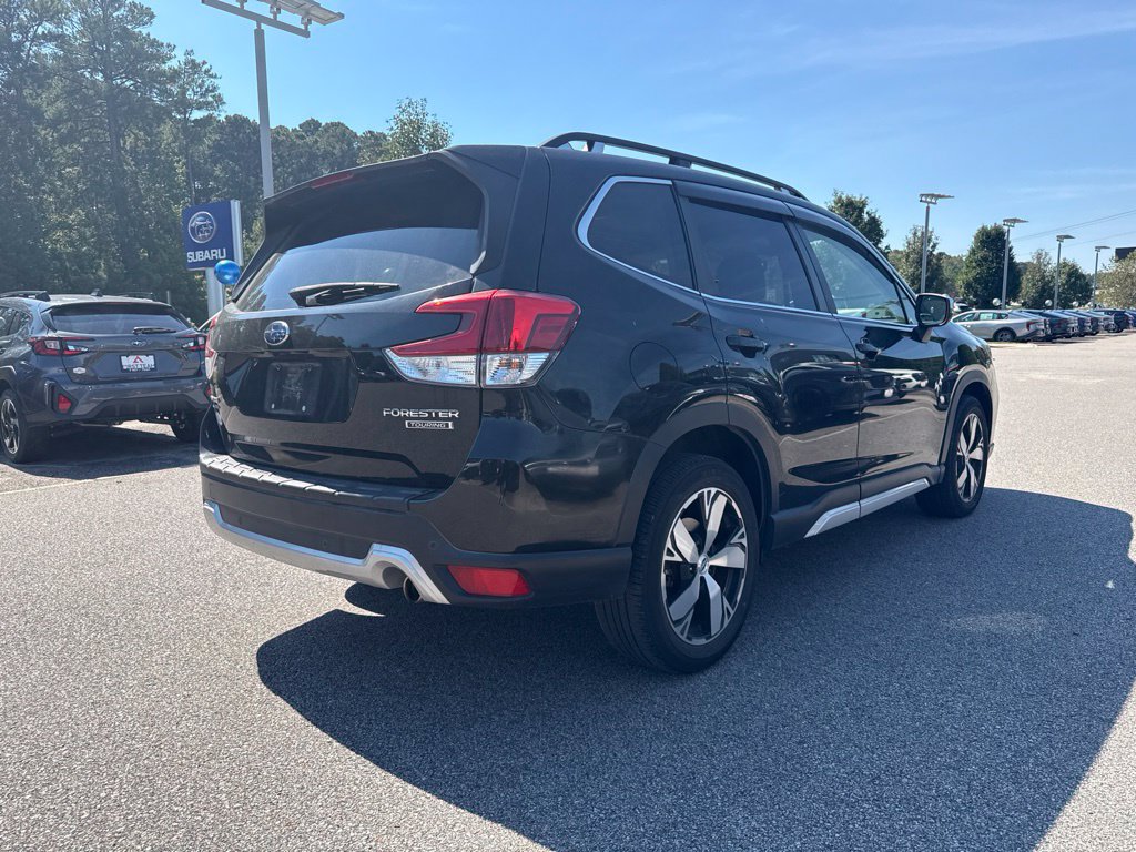 Used 2020 Subaru Forester Touring AWD/4WD image 5