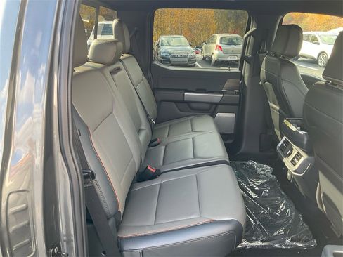 New 2025 Ford F150 Lariat w/ Equipment Group 501A Mid image 13