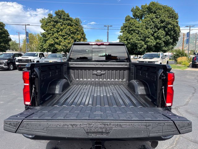 New 2026 Chevrolet Silverado 2500 High Country w/ Midnight Edition AWD/4WD image 13