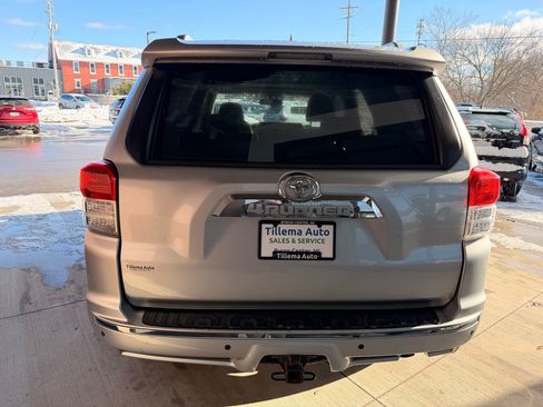 Used 2010 Toyota 4Runner SR5 image 6