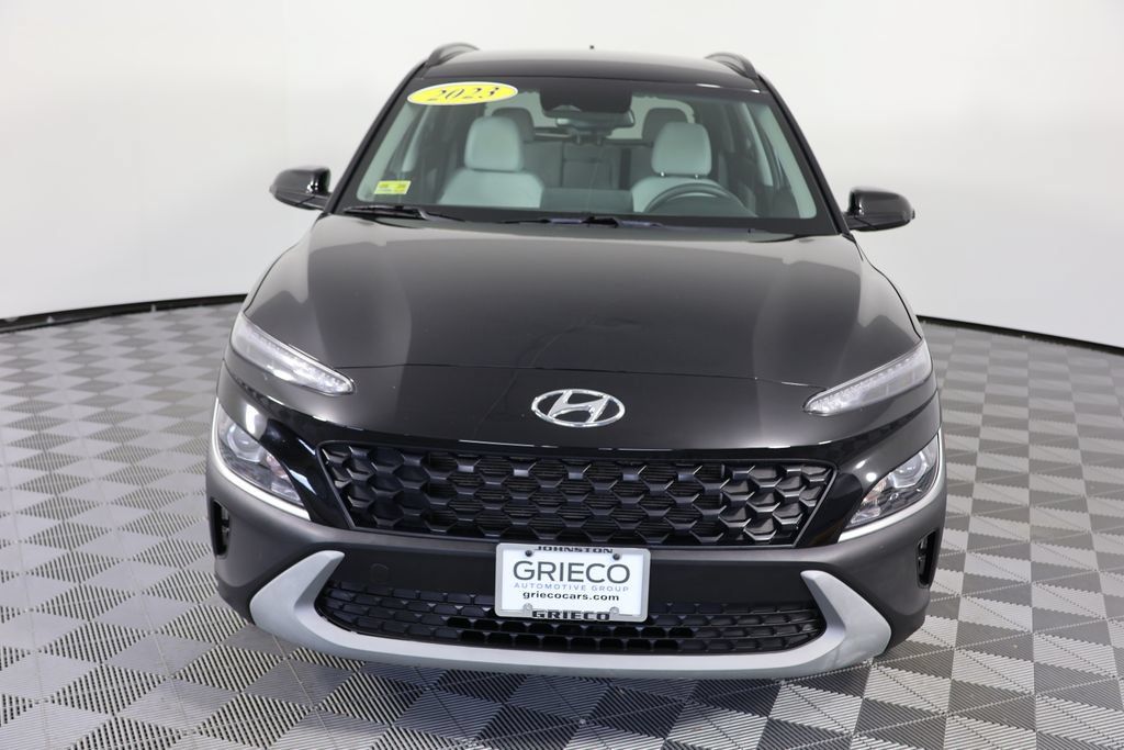 Used 2023 Hyundai Kona SEL w/ Cargo Package AWD/4WD image 3