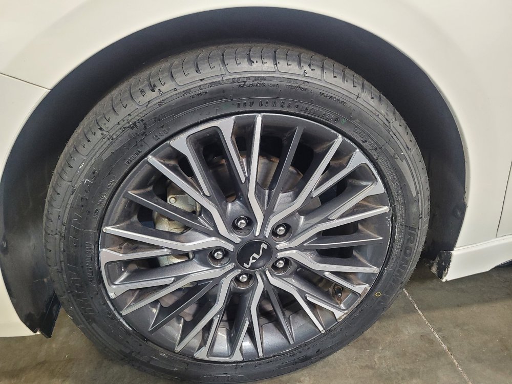 Used 2023 Kia Forte GT-Line FWD image 31