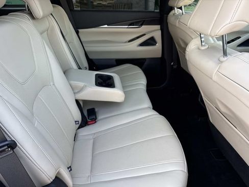 Used 2022 INFINITI QX60 Sensory w/ Vision Package AWD/4WD image 21